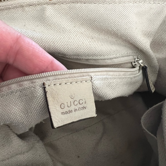 Authentic Gucci Handbag - Picture 12 of 12